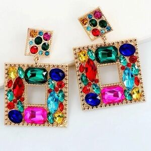 Random Color Rhinestone Decor
Square Drop Earrings